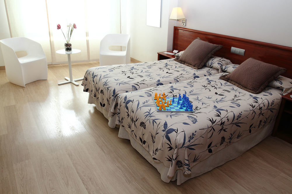 Hotel Albahia อาลิกันเต ภายนอก รูปภาพ